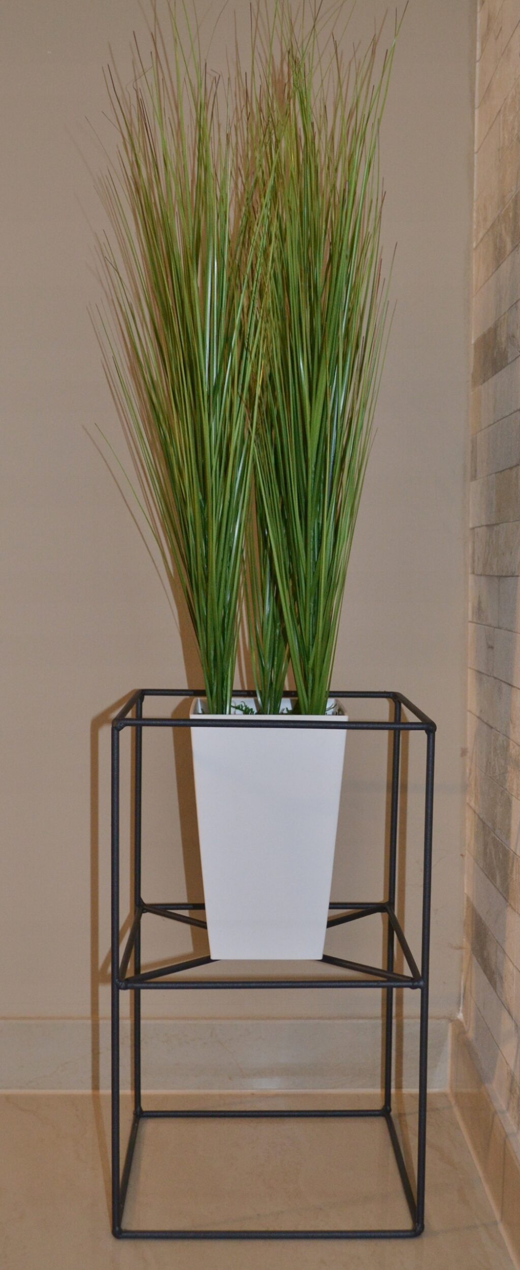 Kwietnik stojący Filo metalowy loft czarny 40 cm - obrazek 3