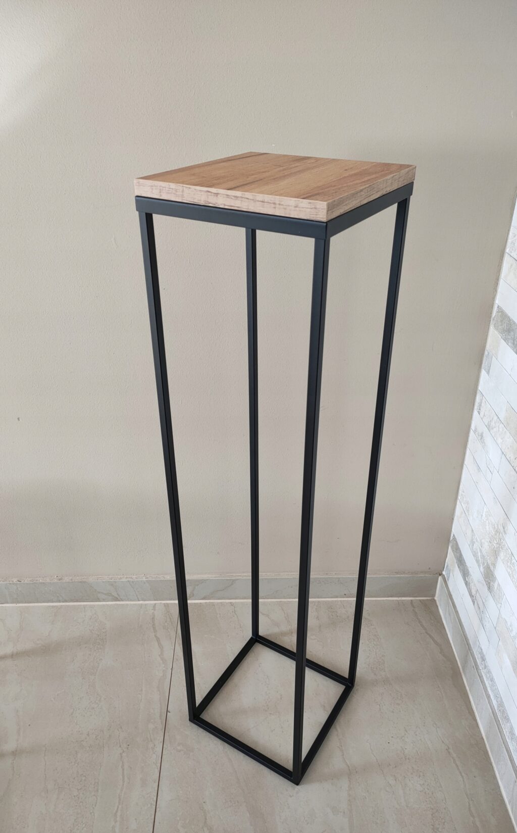 Kwietnik metalowy loft czarny blat Dąb zestaw - obrazek 9